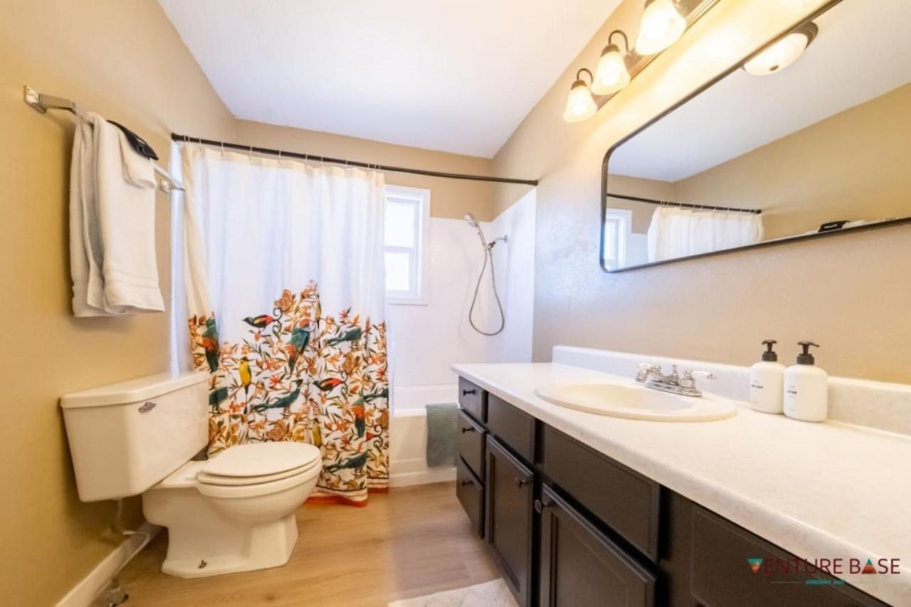 Wanderlust Hideaway, Venture Base Unit 1 Hotel Kanab Bagian luar foto